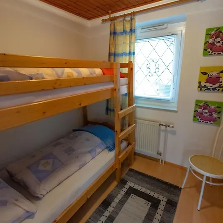 Geraeumige Mit Zwei Schlafzimmern By Interhome Apartman