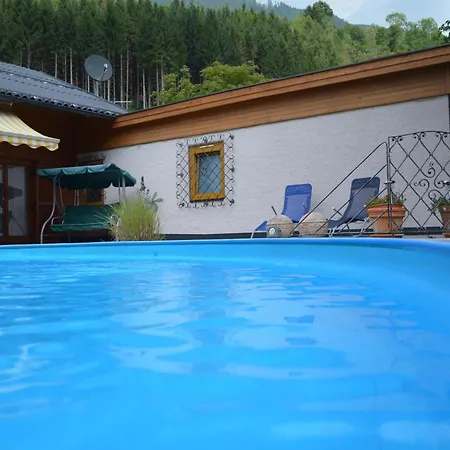 Geraeumige Mit Zwei Schlafzimmern By Interhome