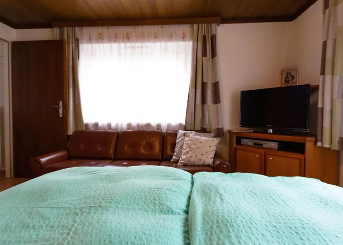 Apartman Geraeumige Mit Zwei Schlafzimmern By Interhome