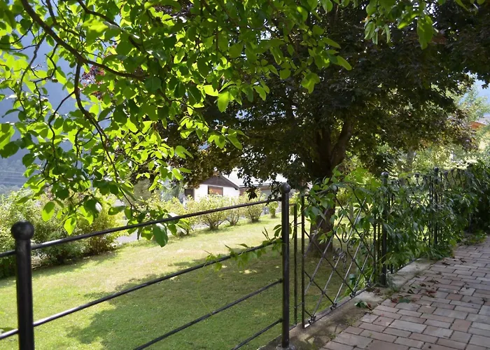 Geraeumige Mit Zwei Schlafzimmern By Interhome * Flattach